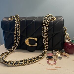 Coach quilted Tabby 26 black gold